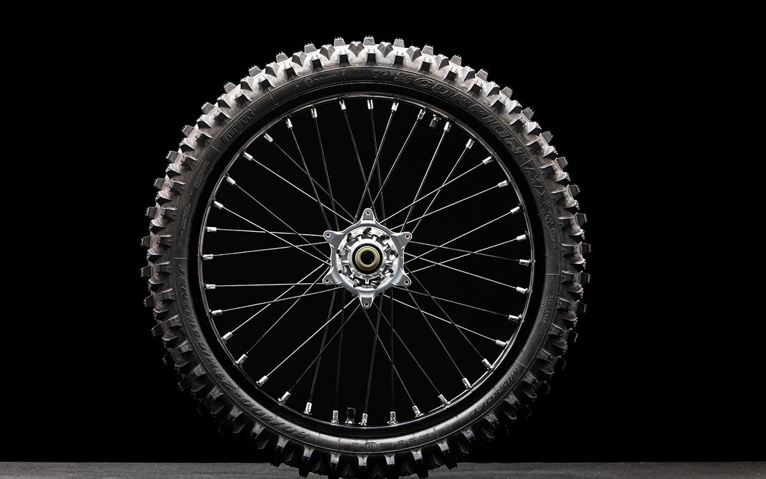 Front wheel assembly with MX tire